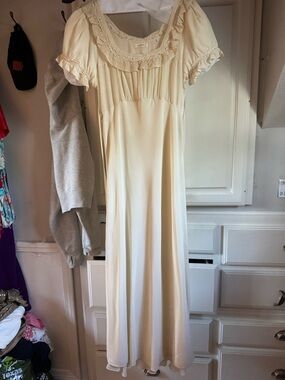 Gorgeous silk DOEN maxi dress MEDIUM
